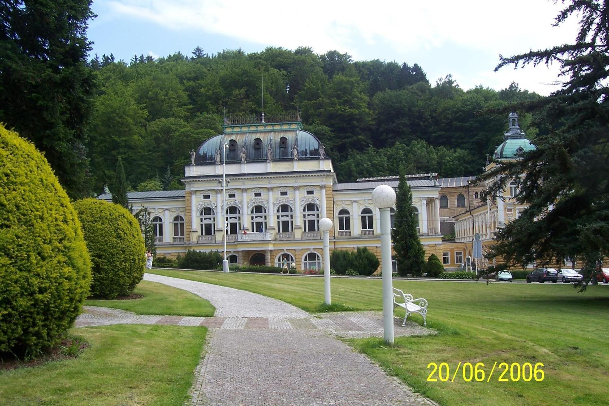 TopApartmany Lesni Mariánské Lázně Extérieur photo