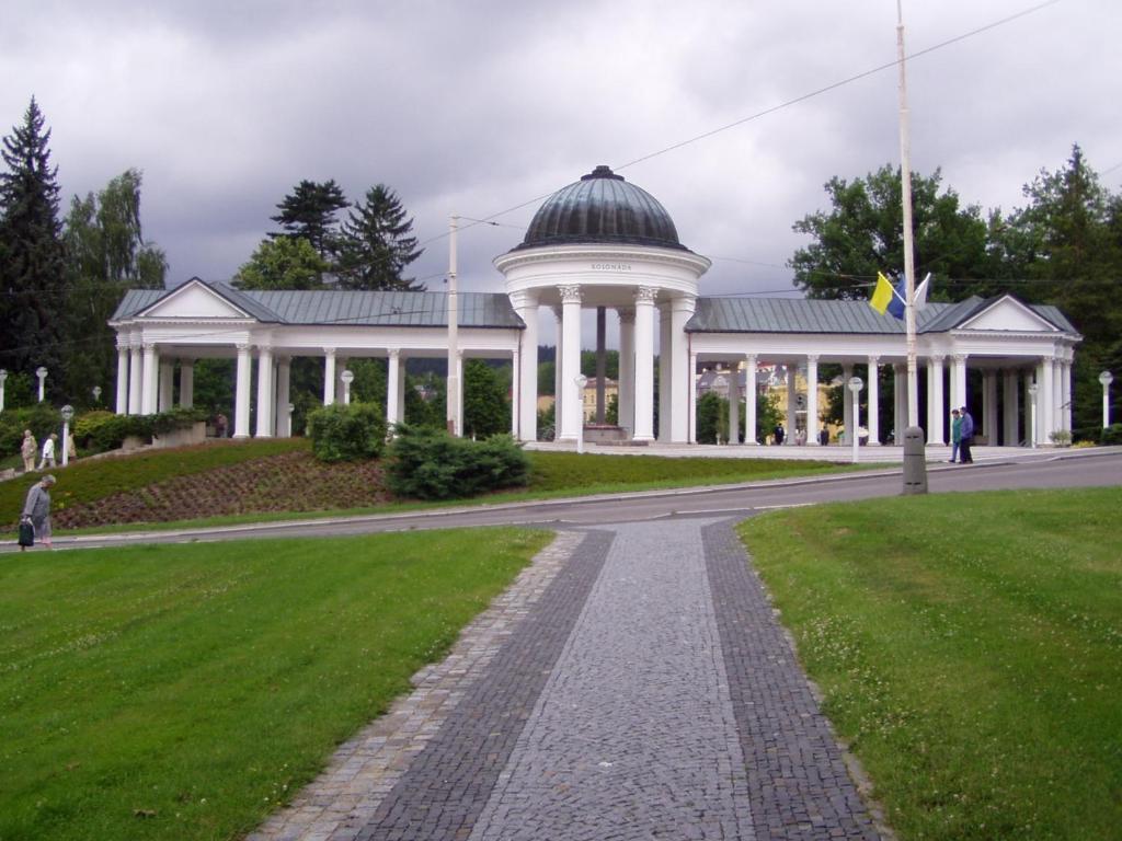 TopApartmany Lesni Mariánské Lázně Extérieur photo